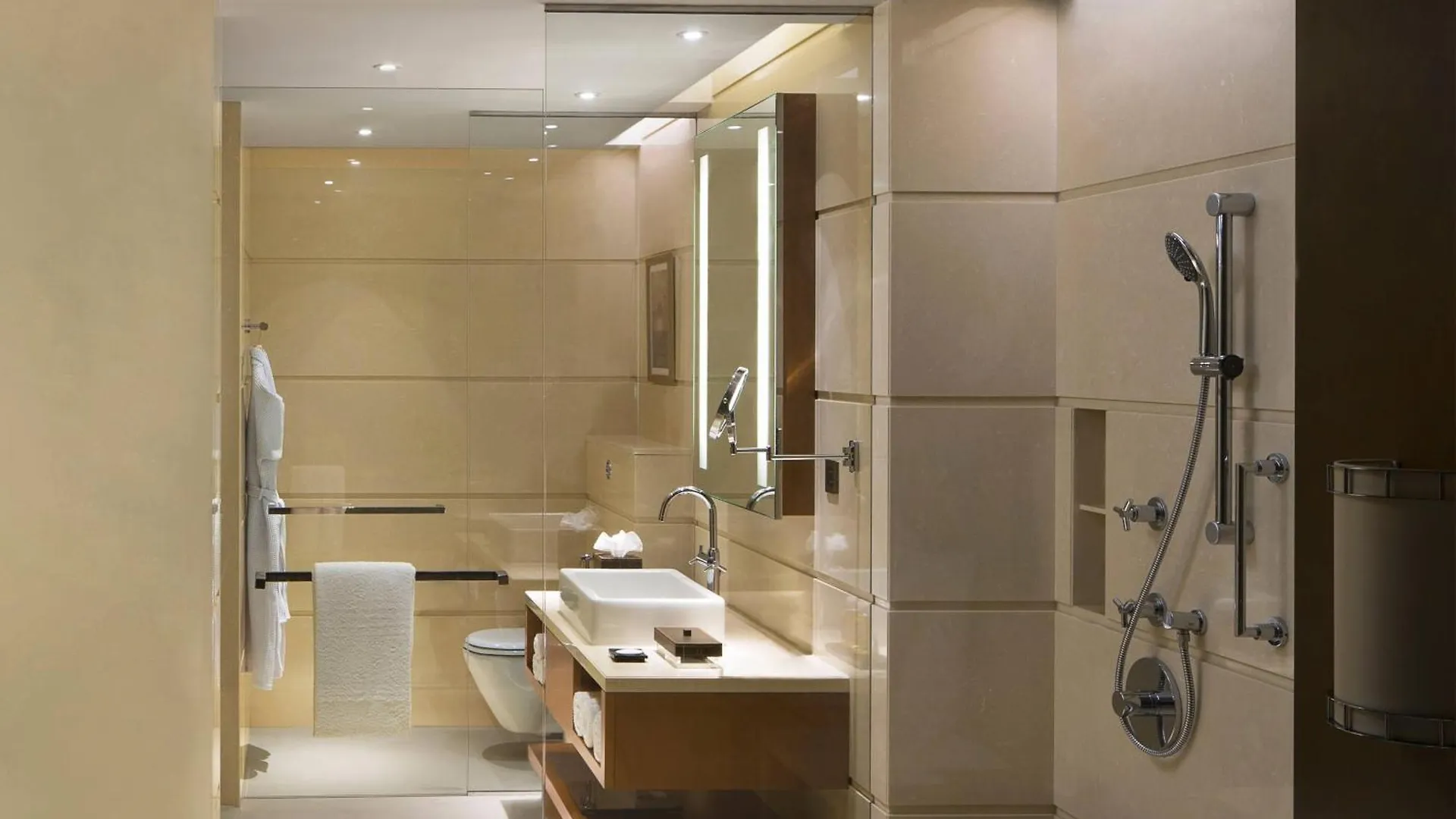 Courtyard By Marriott Kochi Airport Hotel Nedumbassery India