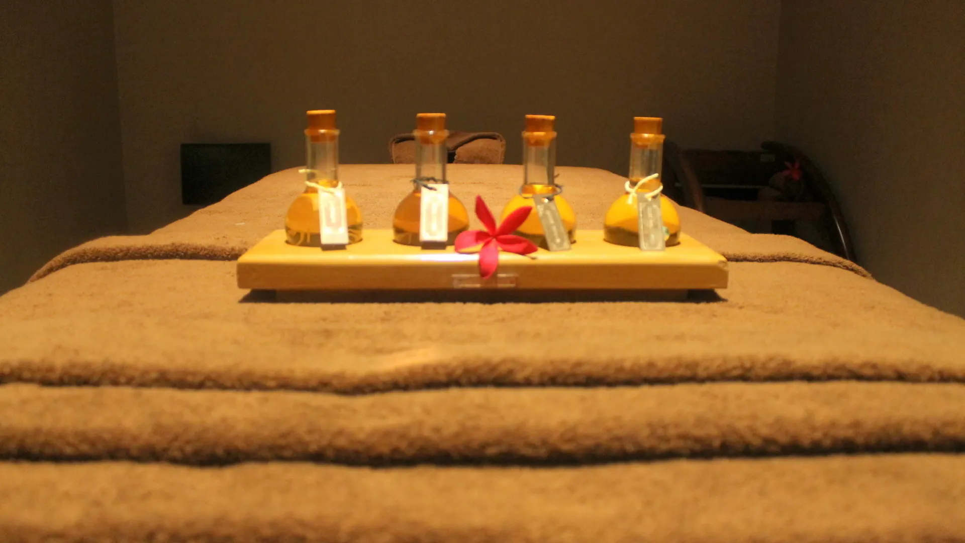 Courtyard By Marriott Kochi Airport Hotel Nedumbassery
