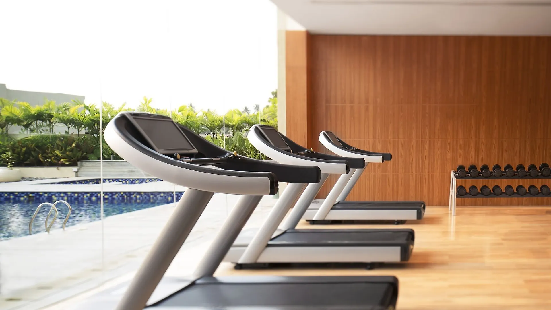 Courtyard By Marriott Kochi Airport Hotel Nedumbassery