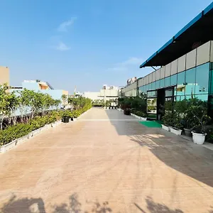airport-hotel-grand-delhi.hotelsdelhi.org/